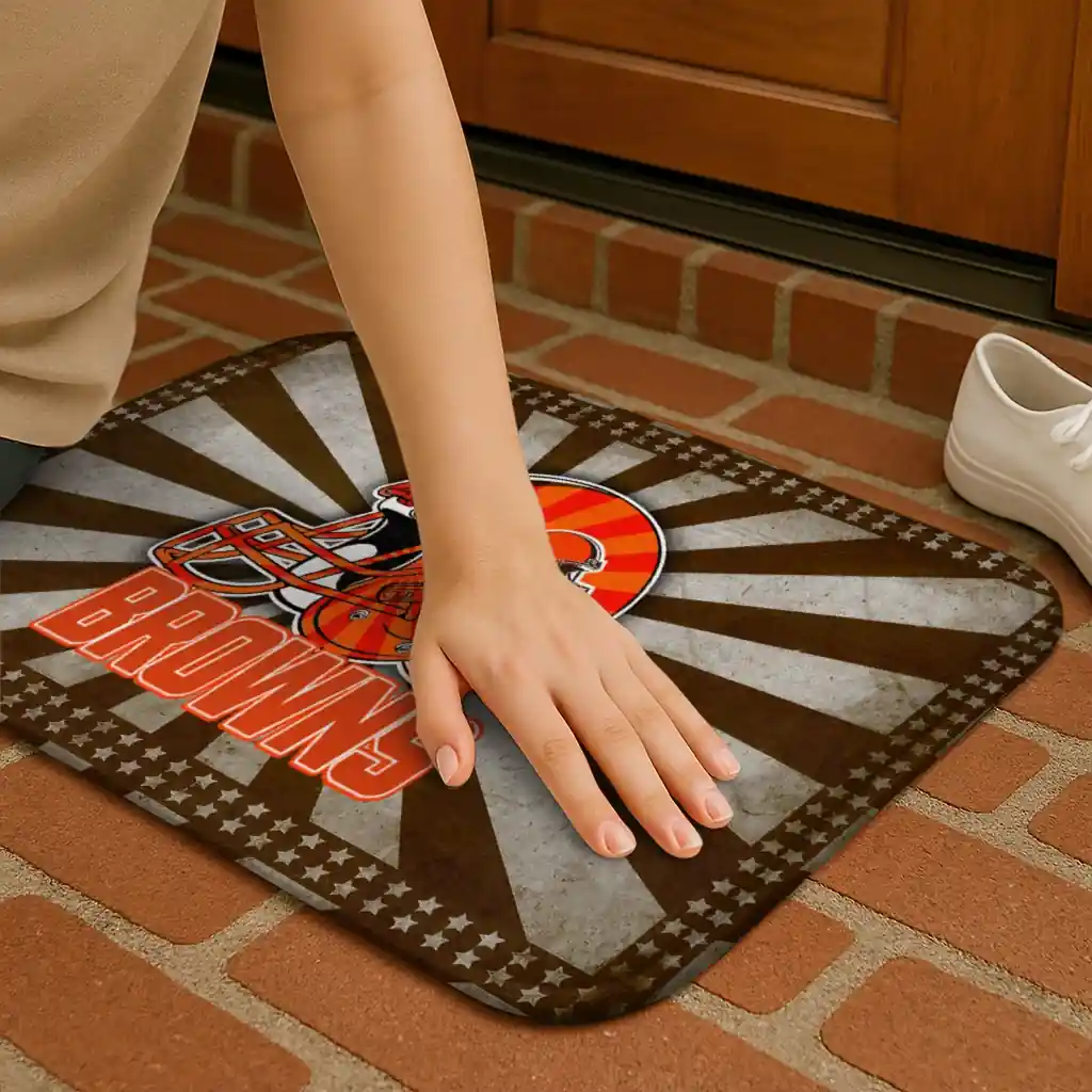 cleveland-browns-helmet-centerpiece-brown-doormat-premium-grade.webp