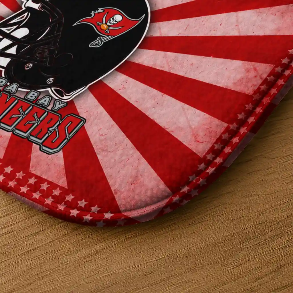 tampa-bay-buccaneers-helmet-centerpiece-red-doormat-latest-model.webp