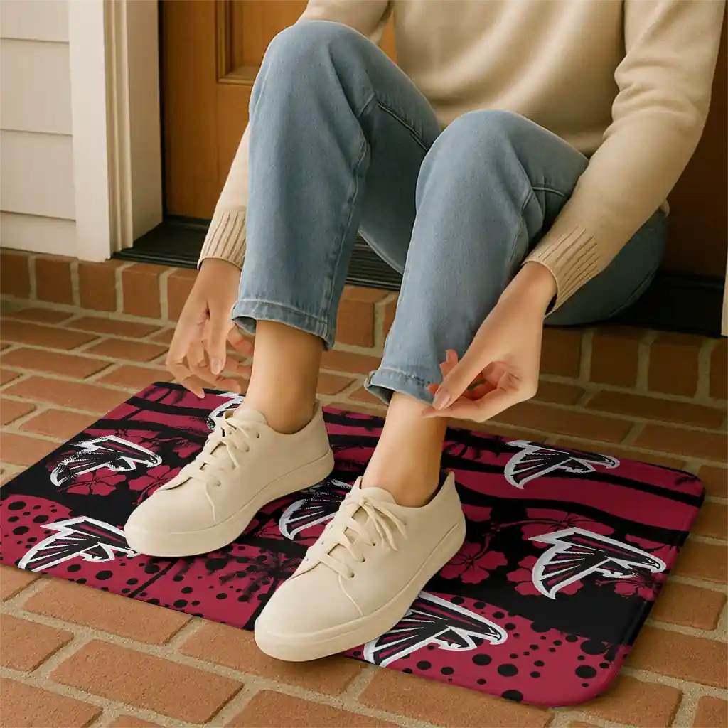 atlanta-falcons-palm-silhouette-red-black-doormat-top-rated.webp