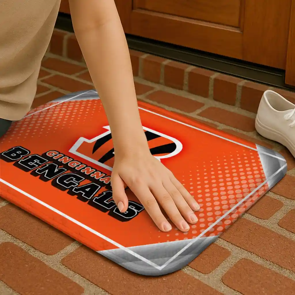 cincinnati-bengals-silver-halftone-orange-doormat-premium-grade.webp