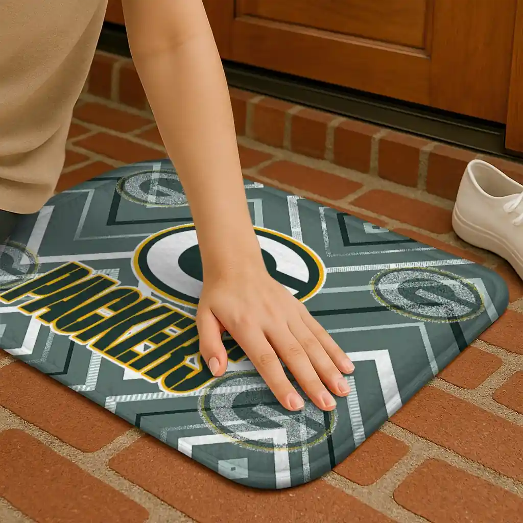 green-bay-packers-chevron-geometrics-green-doormat-premium-grade.webp