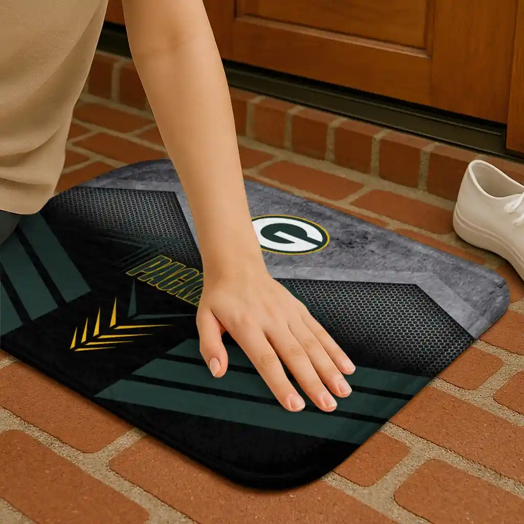 green-bay-packers-chevron-points-green-black-doormat-premium-grade.webp