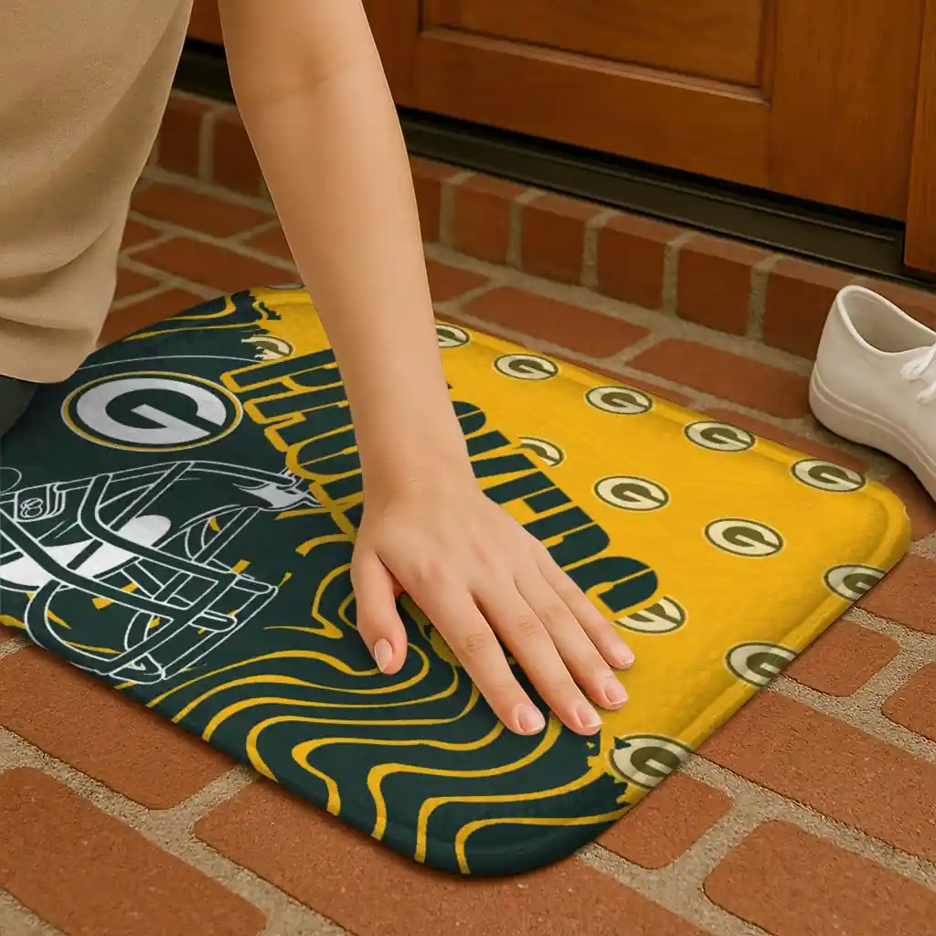 green-bay-packers-football-pride-green-doormat-premium-grade.webp