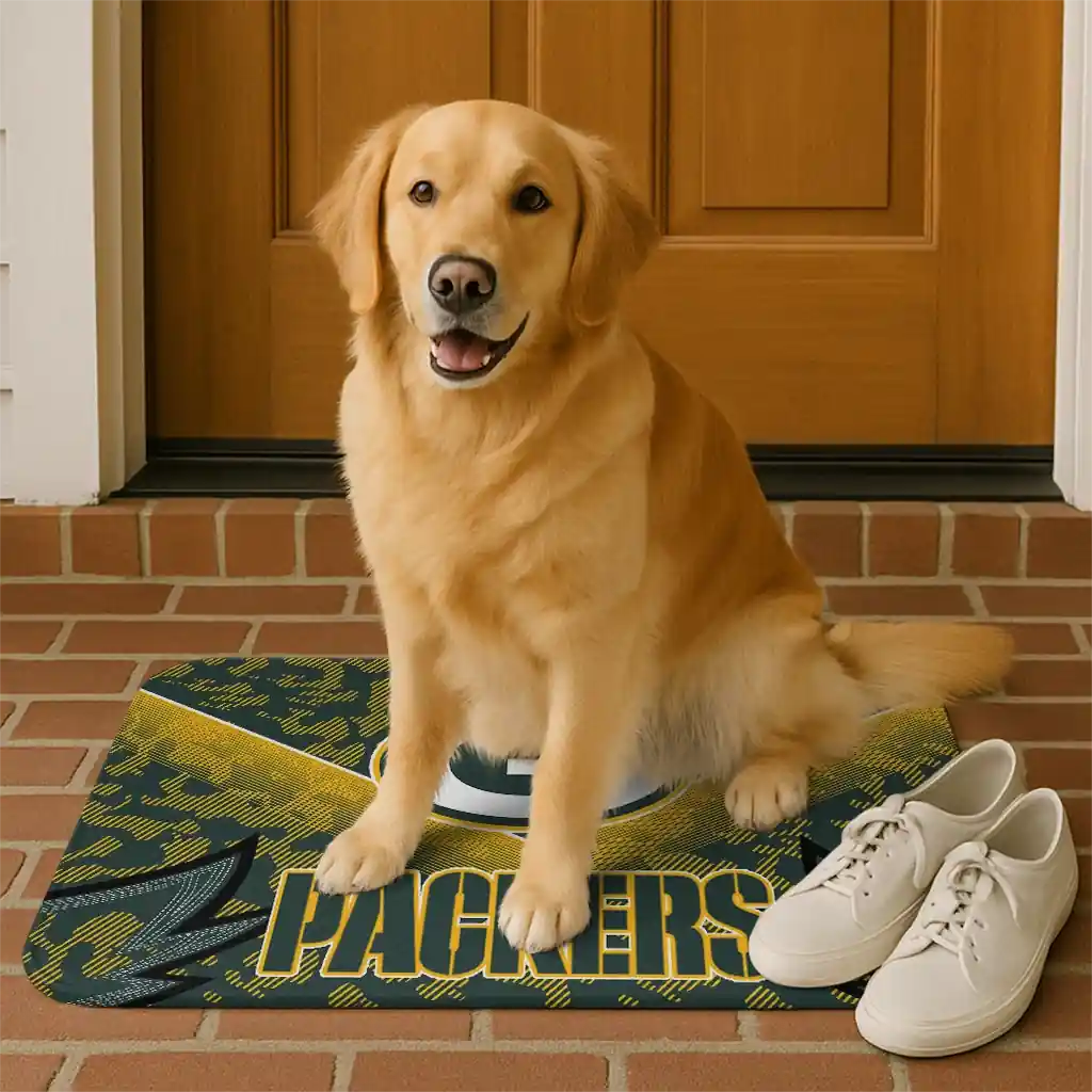 green-bay-packers-layered-lines-green-doormat-high-quality.webp