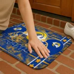 los-angeles-rams-helmet-illustration-blue-doormat-best-selling.webp