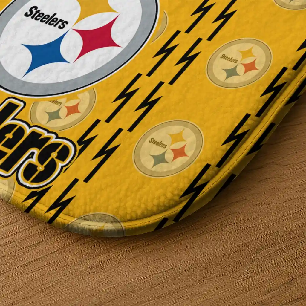 pittsburgh-steelers-bolt-row-gold-doormat-latest-model.webp