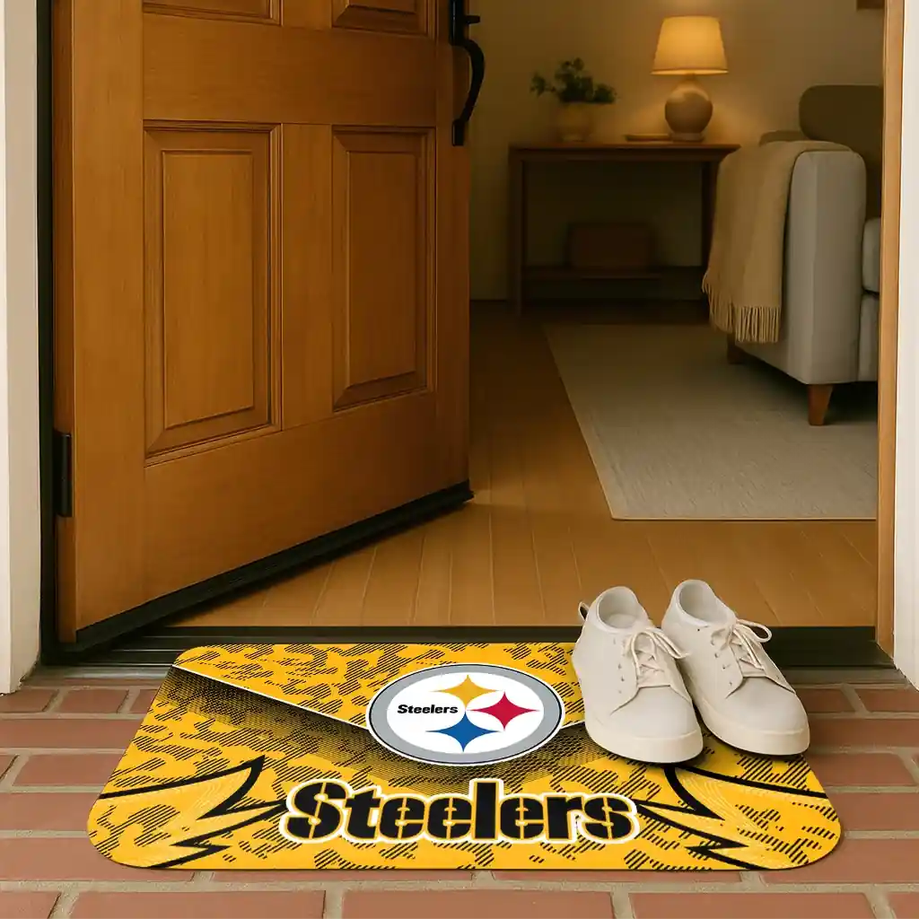 pittsburgh-steelers-layered-lines-gold-doormat-fashion-forward.webp